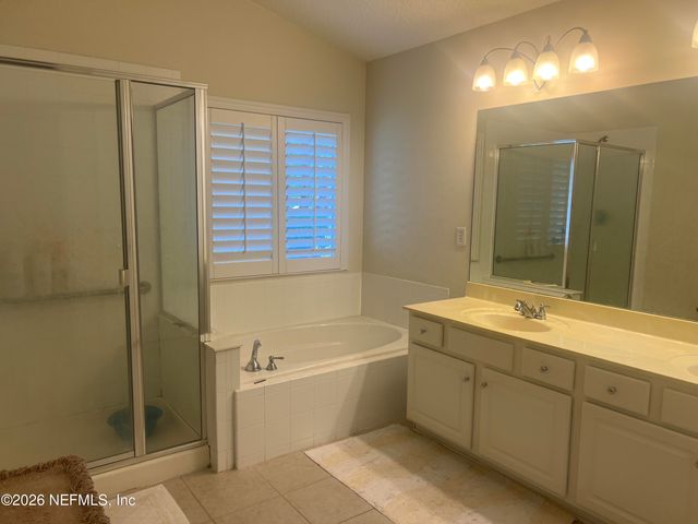8429 HIGHGATE Drive, Jacksonville, FL 32216