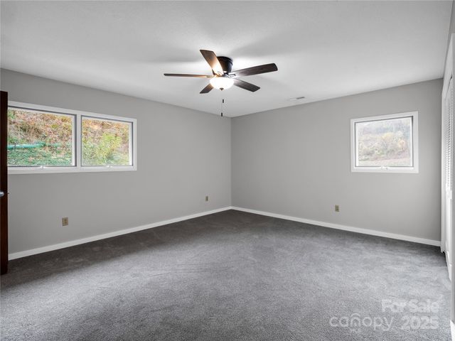 35 Fieldcrest Circle, Asheville, NC 28806