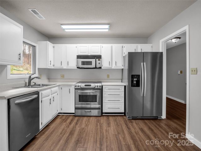 35 Fieldcrest Circle, Asheville, NC 28806