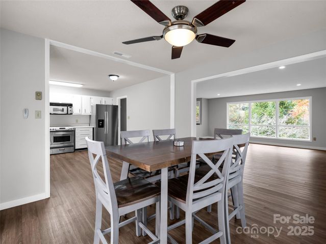 35 Fieldcrest Circle, Asheville, NC 28806