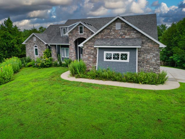 7930 S GINN LN, Columbia, MO 65201