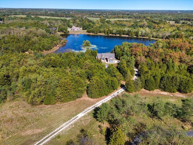 7930 S GINN LN, Columbia, MO 65201