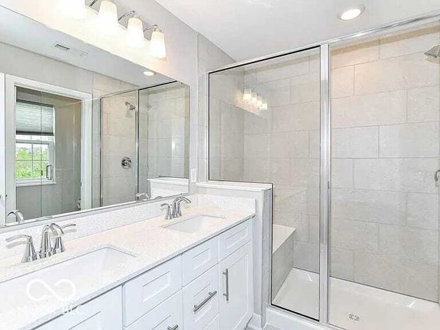 6886 Sunstone Place, Carmel, IN 46033