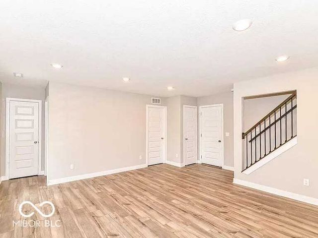 6886 Sunstone Place, Carmel, IN 46033