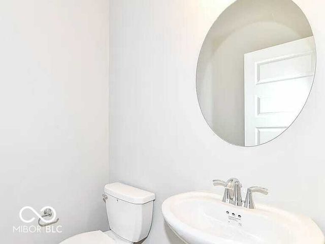 6886 Sunstone Place, Carmel, IN 46033