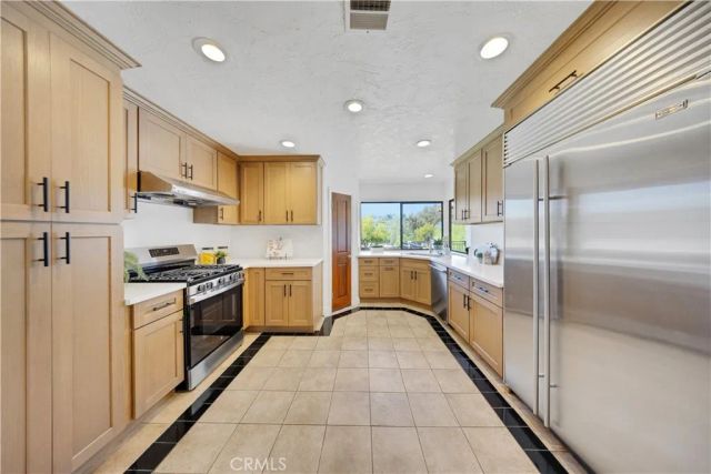 22737 Timbertop, Diamond Bar, CA 91765