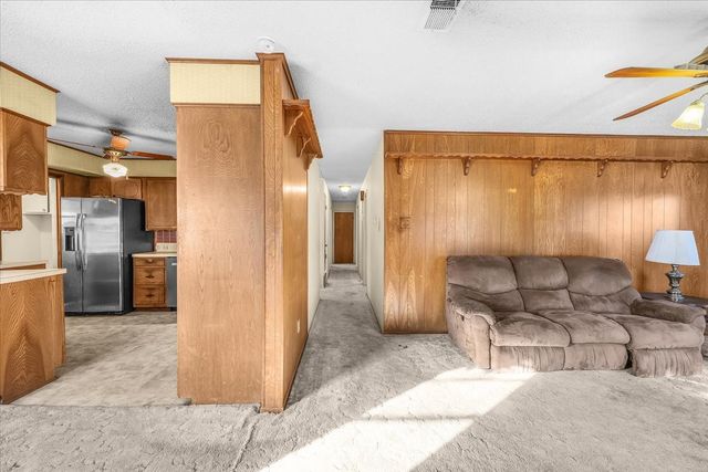 601 State Street, Weatherford, TX 76086