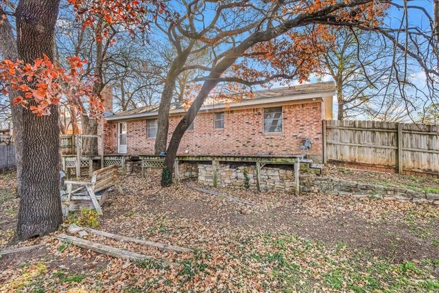 601 State Street, Weatherford, TX 76086