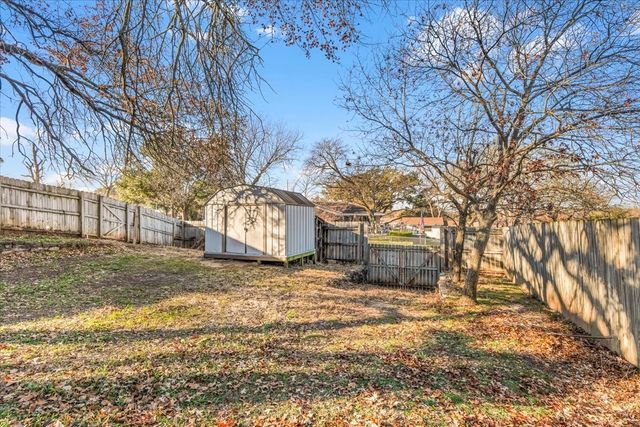 601 State Street, Weatherford, TX 76086