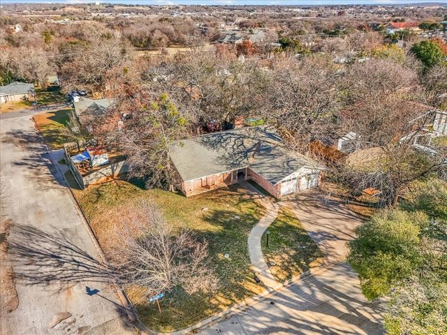 601 State Street, Weatherford, TX 76086