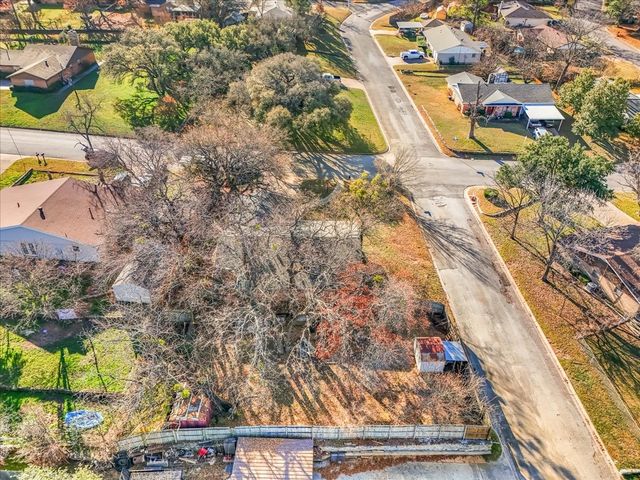 601 State Street, Weatherford, TX 76086