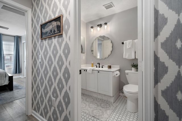 5963 Silver Charms Way, B, New Albany, OH 43054