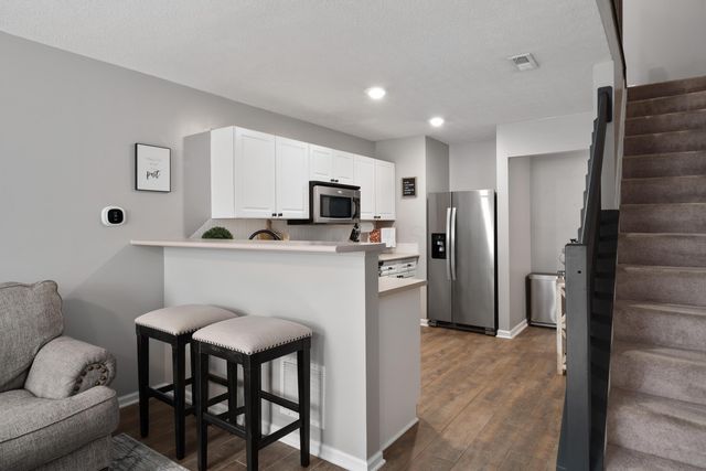 5963 Silver Charms Way, B, New Albany, OH 43054