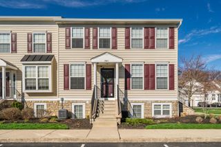 5963 Silver Charms Way, B, New Albany, OH 43054