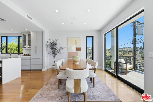 8184 Mannix Drive, Los Angeles, CA 90046