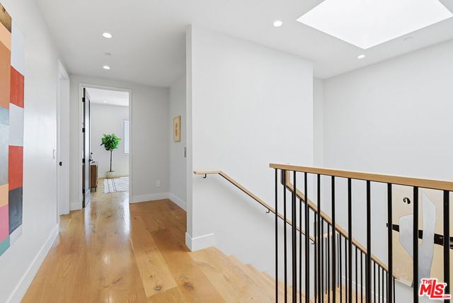 8184 Mannix Drive, Los Angeles, CA 90046
