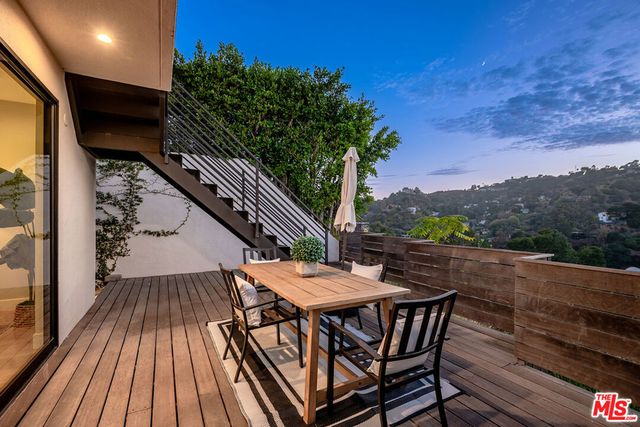 8184 Mannix Drive, Los Angeles, CA 90046