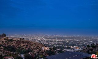 8184 Mannix Drive, Los Angeles, CA 90046
