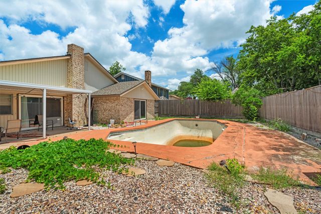 1722 Plantation Road, Garland, TX 75044