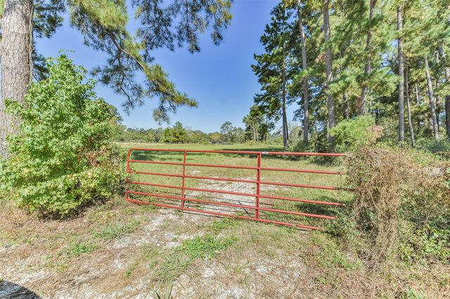 TBD W Fm 2693, New Waverly, TX 77358