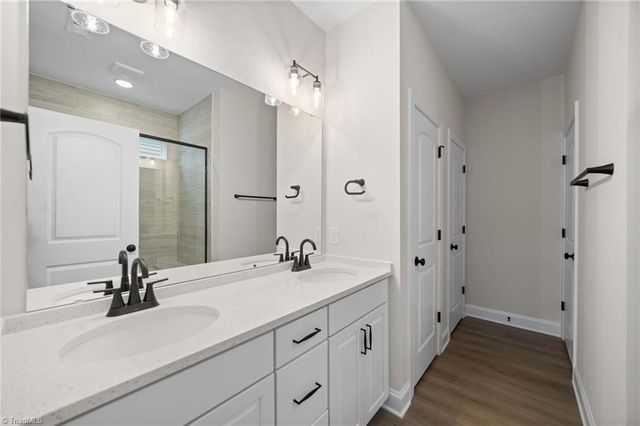 2003 Abbotts Vista Drive, Kernersville, NC 27284