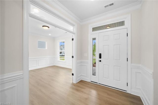 2003 Abbotts Vista Drive, Kernersville, NC 27284