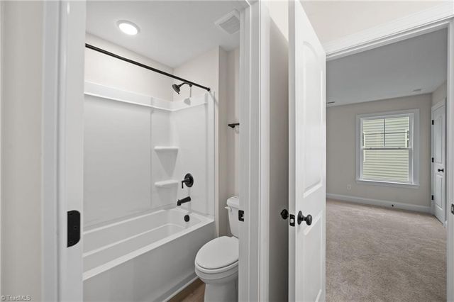 2003 Abbotts Vista Drive, Kernersville, NC 27284
