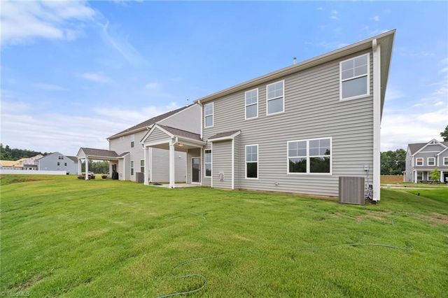 2003 Abbotts Vista Drive, Kernersville, NC 27284