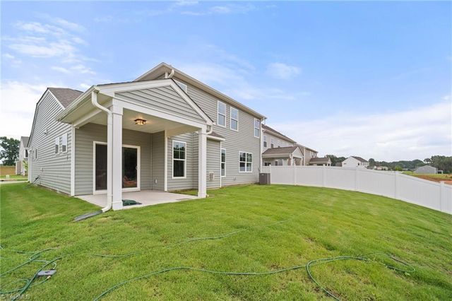 2003 Abbotts Vista Drive, Kernersville, NC 27284