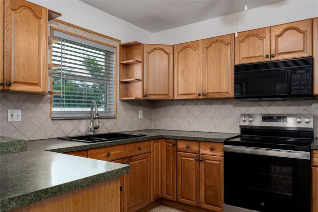 1225 CASABELLA DRIVE, Bradenton, FL 34209