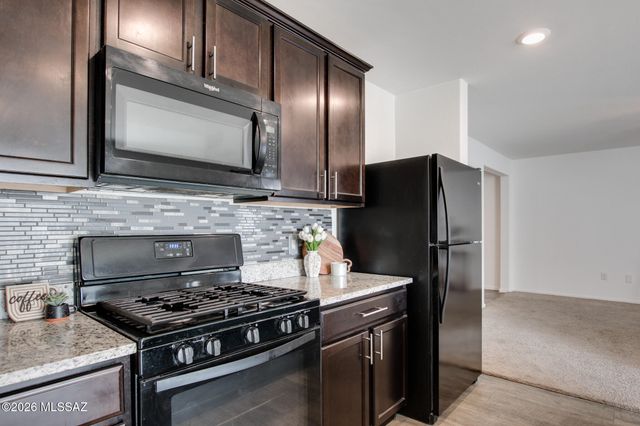 5987 S Antrim Loop, Tucson, AZ 85706