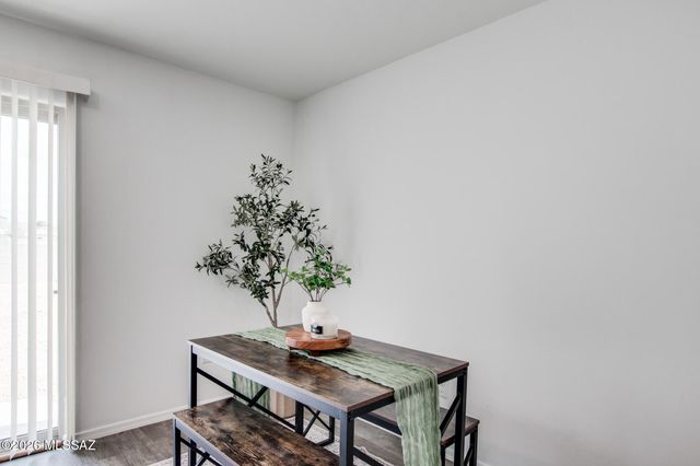 5987 S Antrim Loop, Tucson, AZ 85706