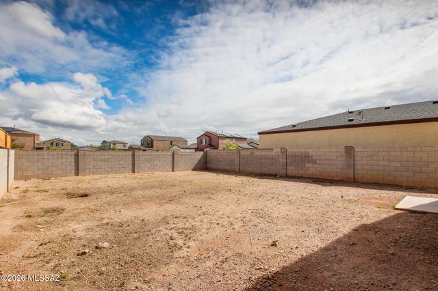 5987 S Antrim Loop, Tucson, AZ 85706