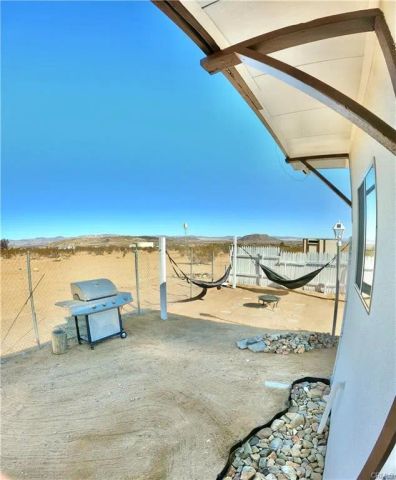 55778 Sunnyslope Drive, Landers, CA 92285