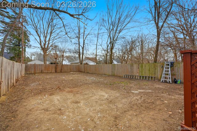 20052 Ferguson Street, Detroit, MI 48235