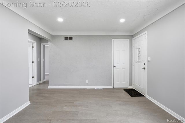 20052 Ferguson Street, Detroit, MI 48235