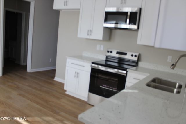 216 W Charity Road, Rose Hill, NC 28458