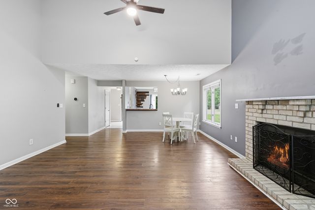 8362 La Habra Lane, Indianapolis, IN 46236