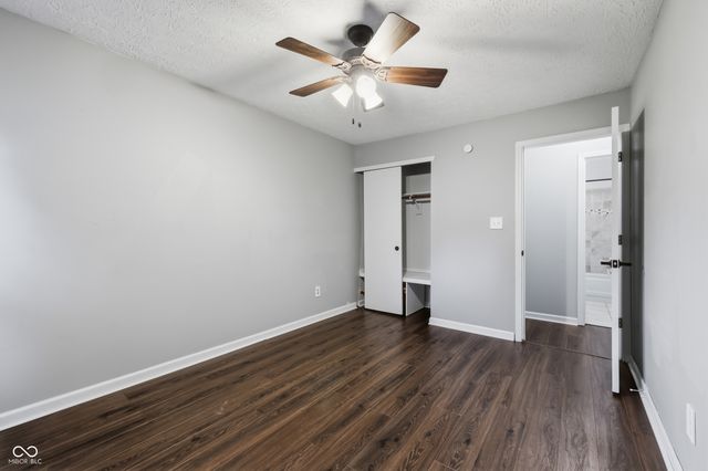 8362 La Habra Lane, Indianapolis, IN 46236