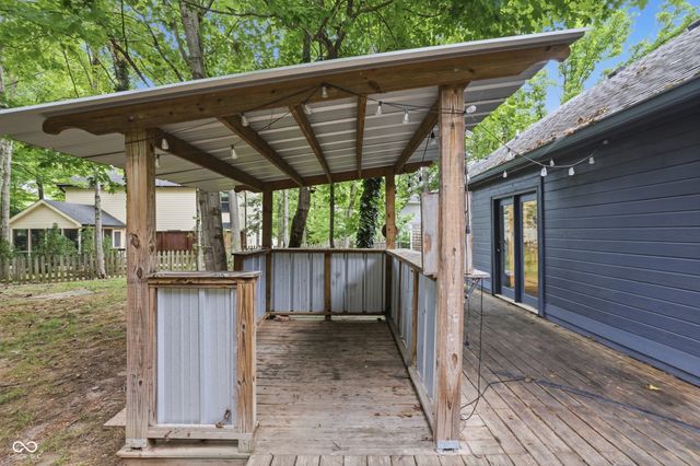 8362 La Habra Lane, Indianapolis, IN 46236
