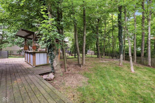 8362 La Habra Lane, Indianapolis, IN 46236