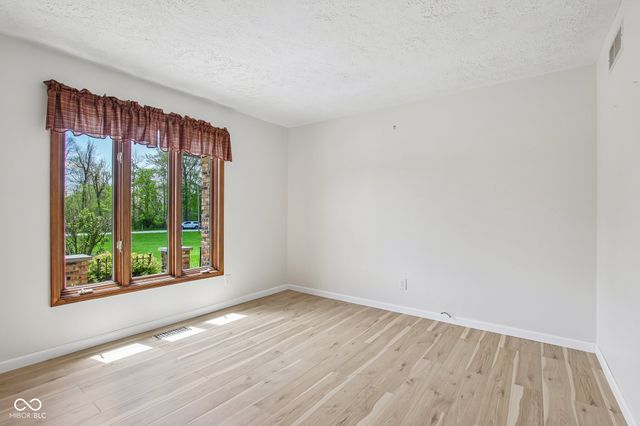 2440 E County Road 300 S, Danville, IN 46122