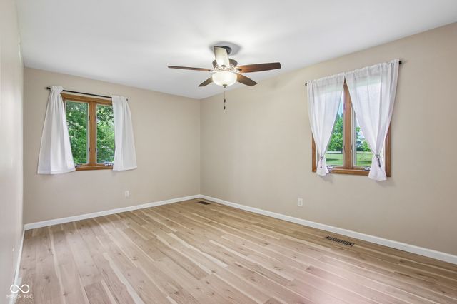 2440 E County Road 300 S, Danville, IN 46122