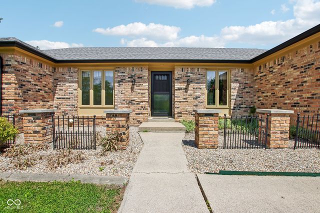 2440 E County Road 300 S, Danville, IN 46122