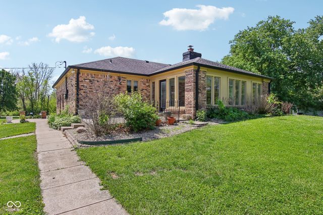 2440 E County Road 300 S, Danville, IN 46122