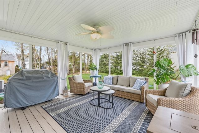 24 Maple Street, West Brookfield, MA 01585