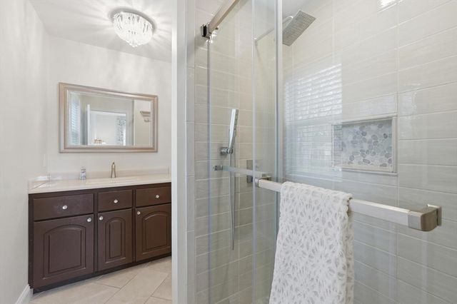 24 Maple Street, West Brookfield, MA 01585