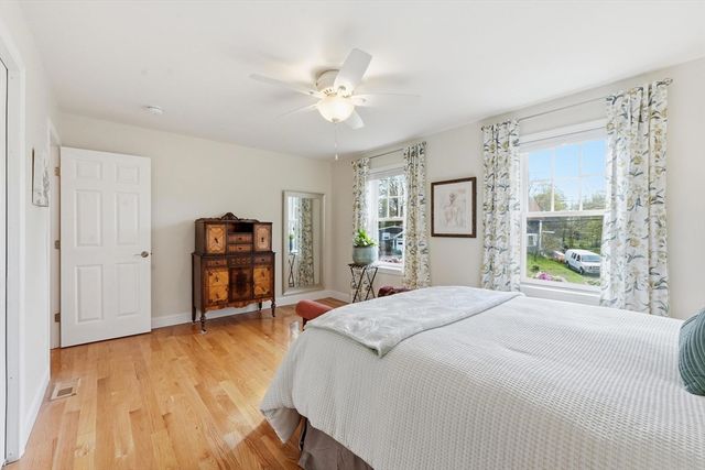 24 Maple Street, West Brookfield, MA 01585
