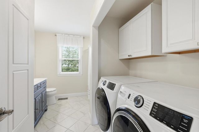 24 Maple Street, West Brookfield, MA 01585