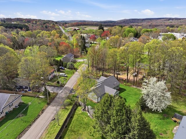 24 Maple Street, West Brookfield, MA 01585